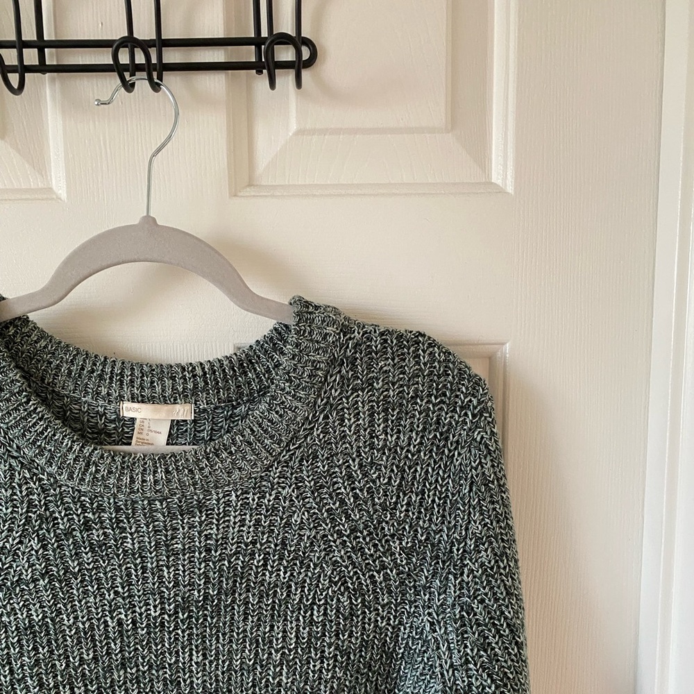 ✨🤍GREEN KNIT SWEATER🤍✨